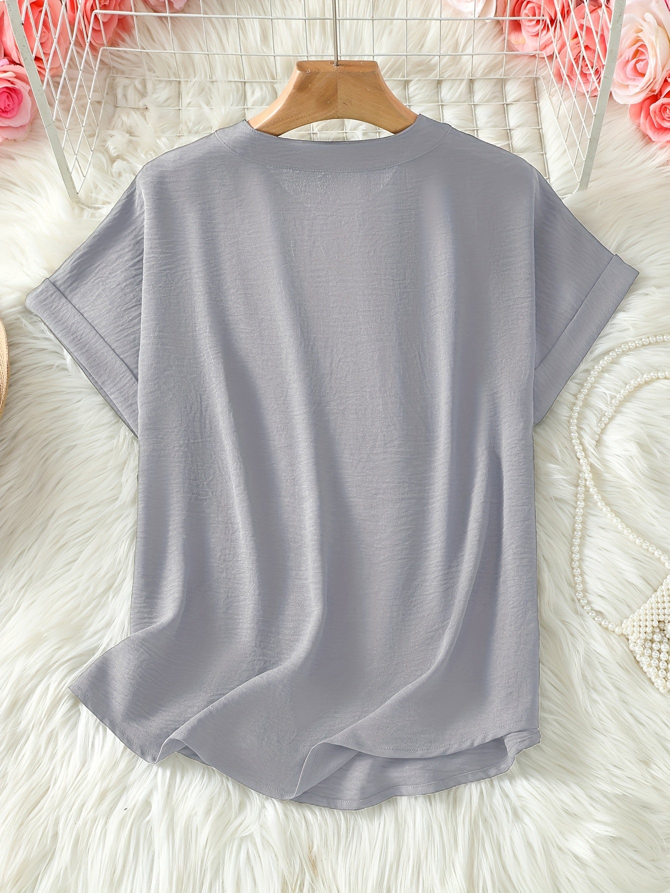Oliva | Blusa dalla vestibilità morbida con scollo a V (2 acquistati, 1 in OMAGGIO)