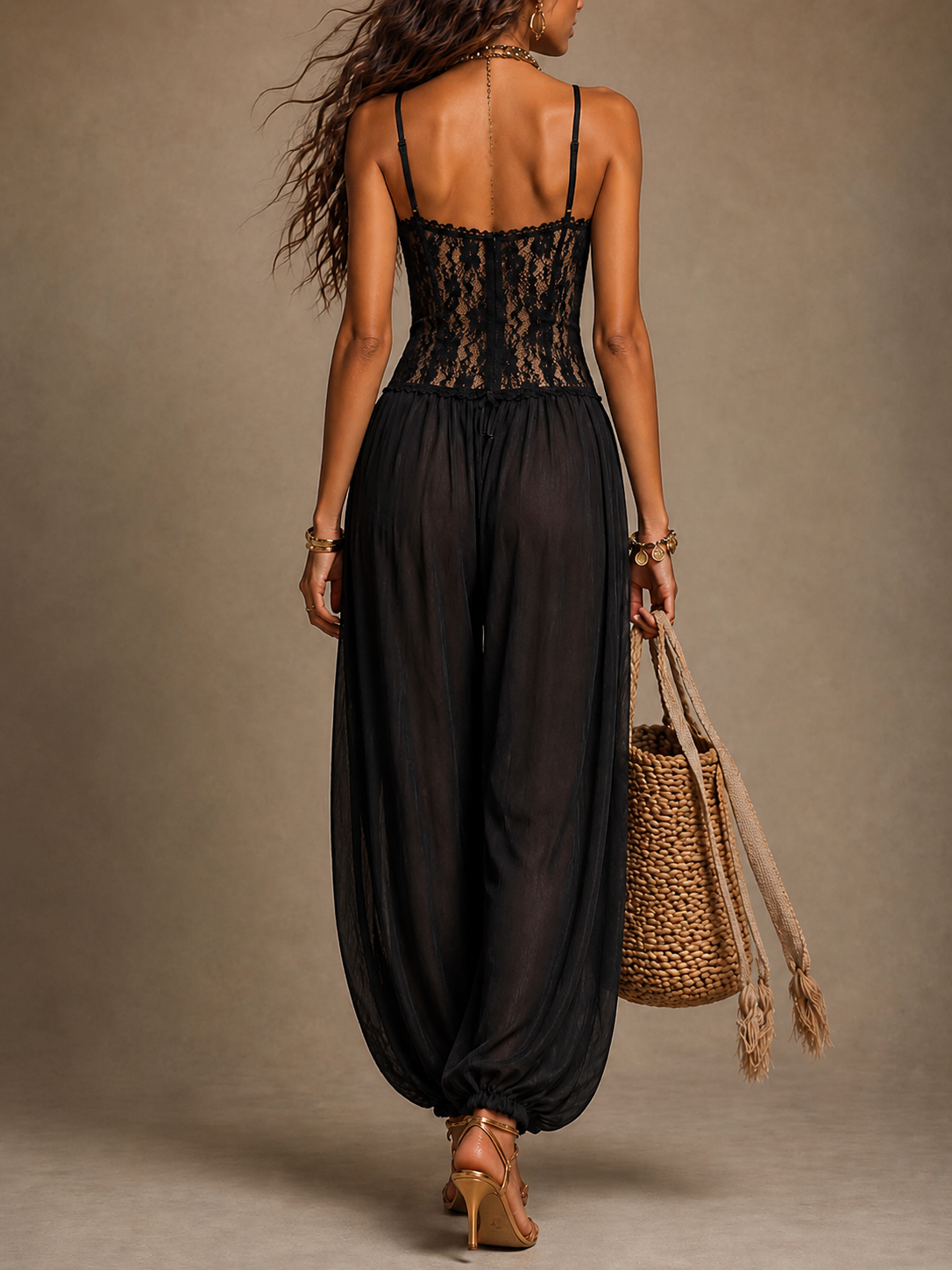 Ravenna | Tuta halter con pizzo fluido