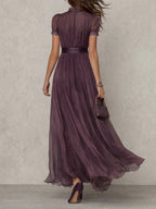 Flavia | Élégante robe longue violette avec décolleté goutte d'eau et dentelle