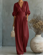 Renata | Tuta elegante con scollo a V e gamba larga